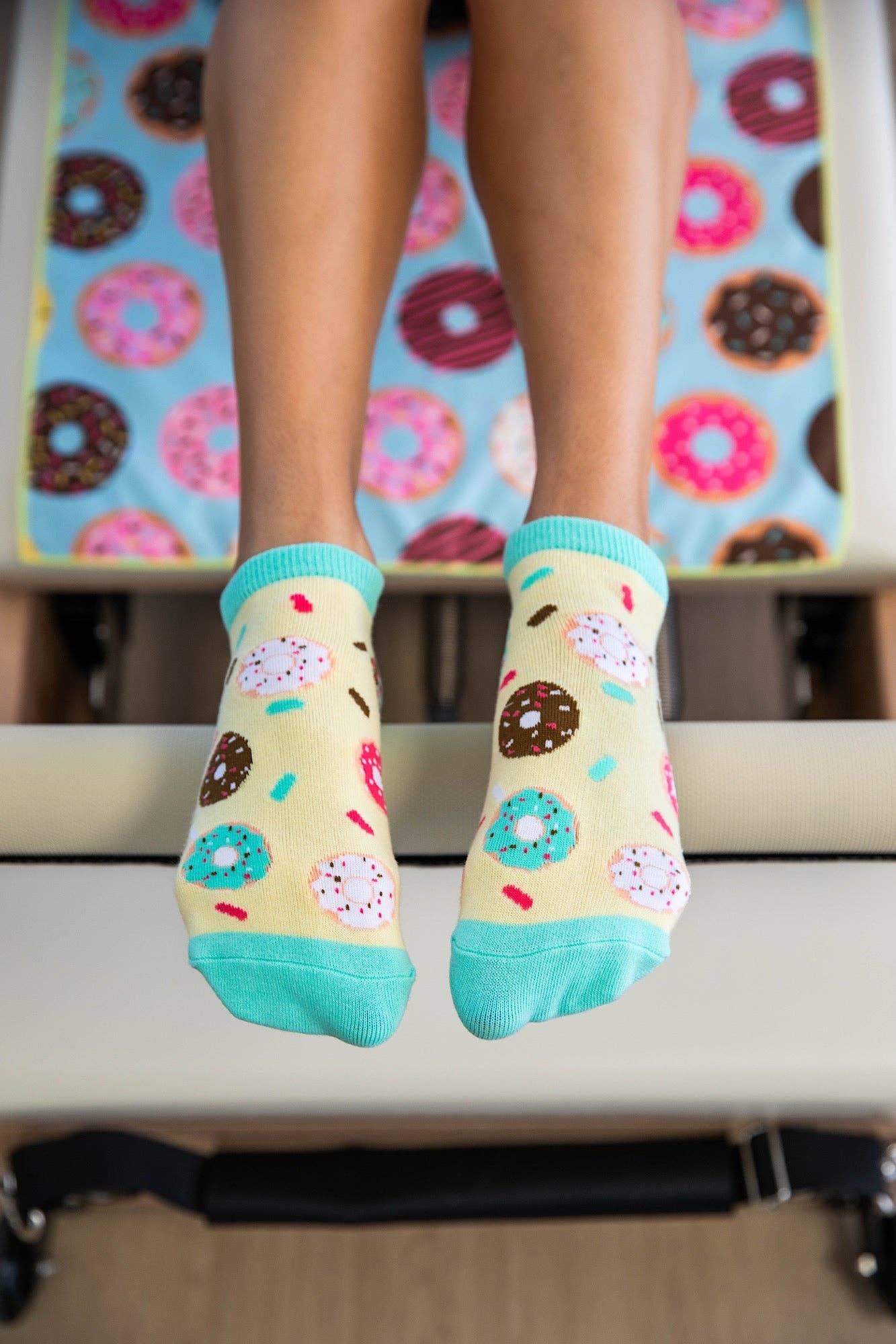 CHEEKY WINX - Sweet Donuts Grip Socks