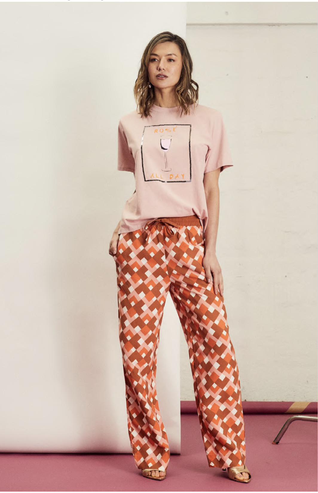 WE ARE THE OTHERS - Lana Vintage Tee Rose All Day