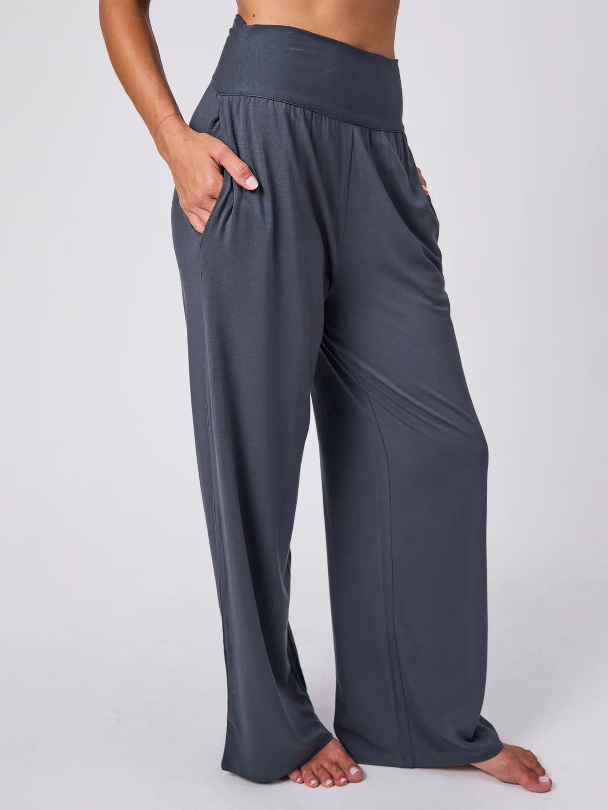 DHARMA BUMS - Nomad Modal Wide Pant (Charcoal)