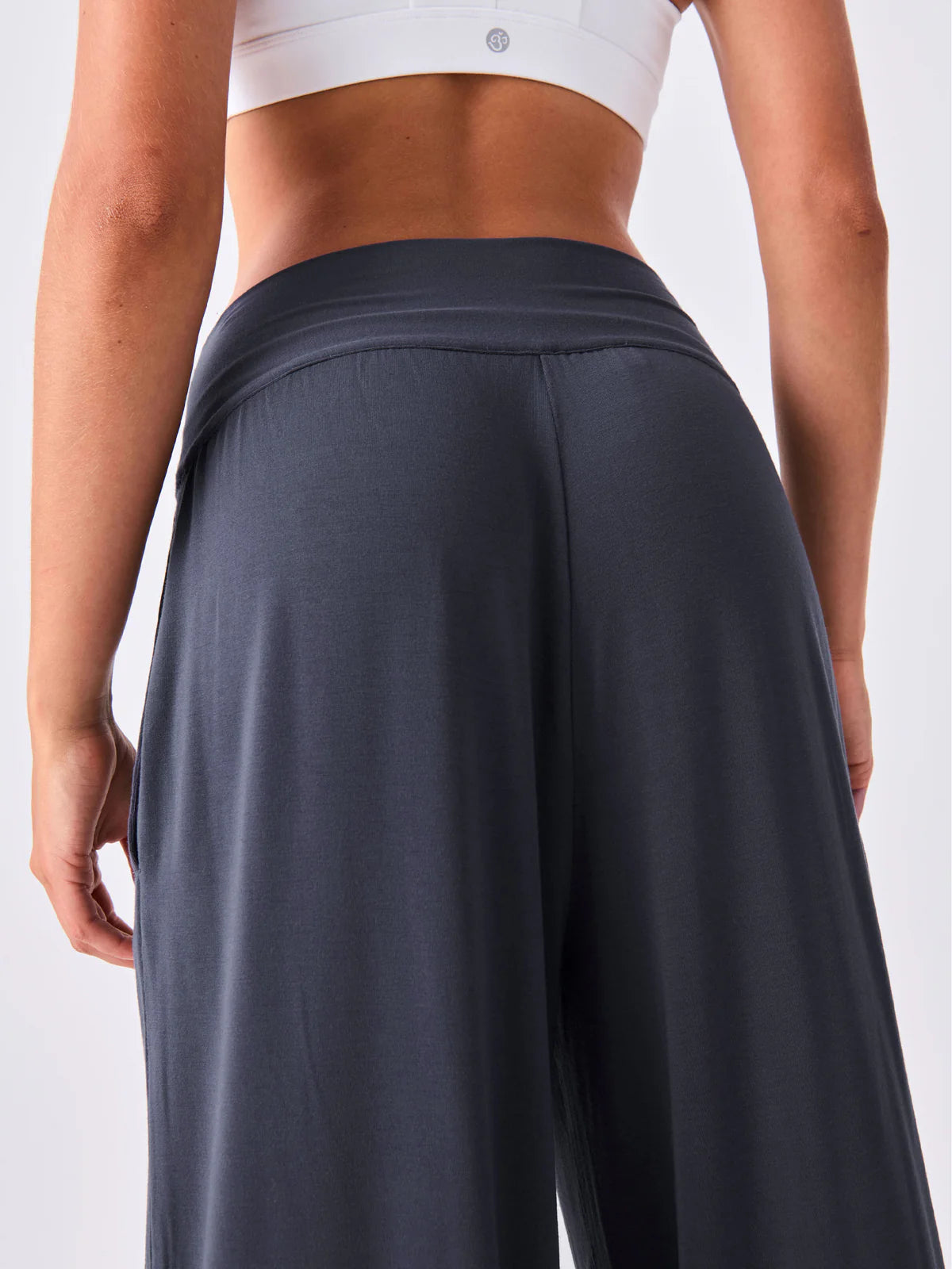 DHARMA BUMS - Nomad Modal Wide Pant (Charcoal)