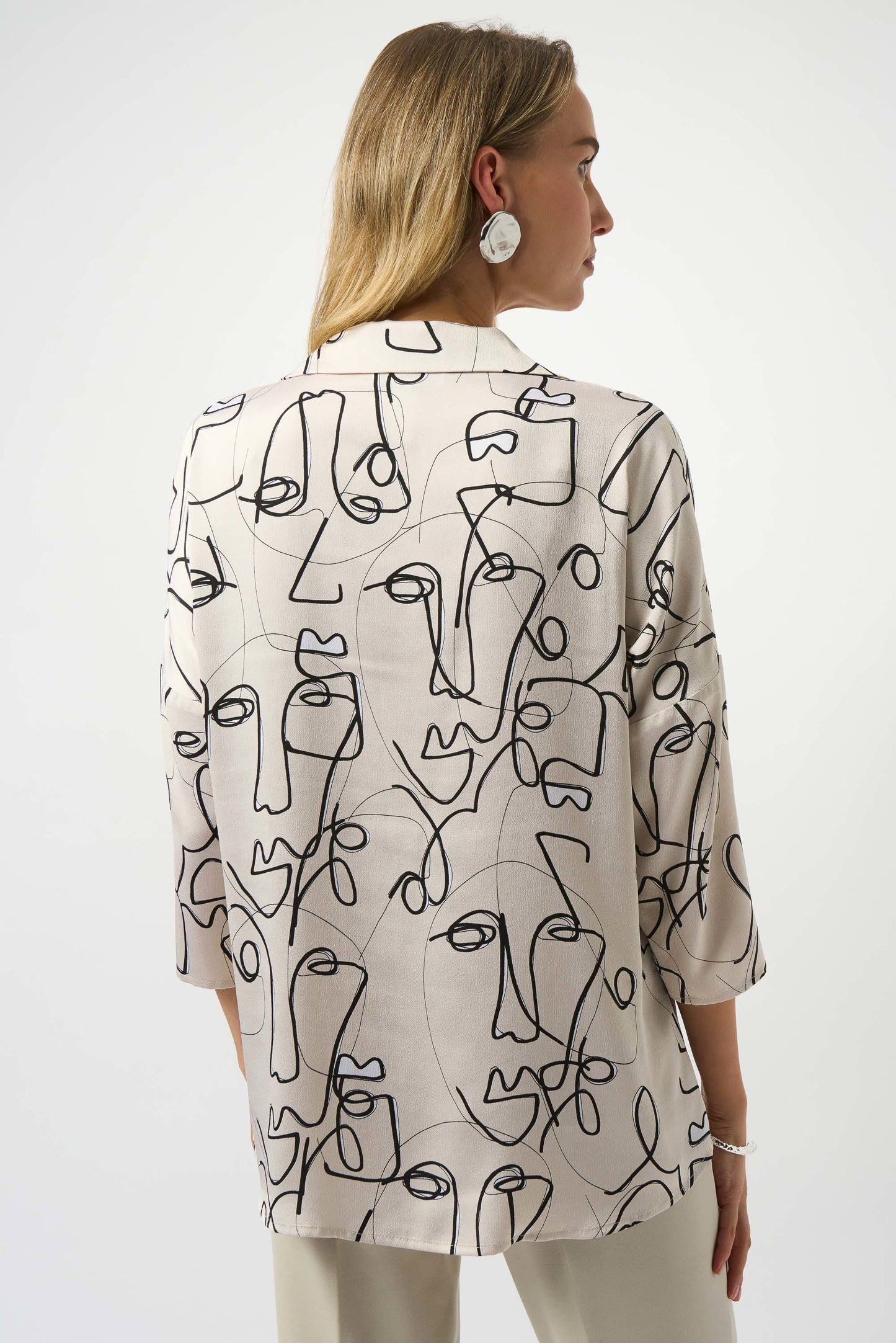 JOSEPH RIBKOFF - Hammered Satin Abstract Face Print Boxy Top