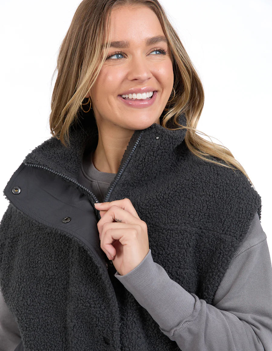 FOXWOOD - Cliff Hanger Vest (Charcoal)