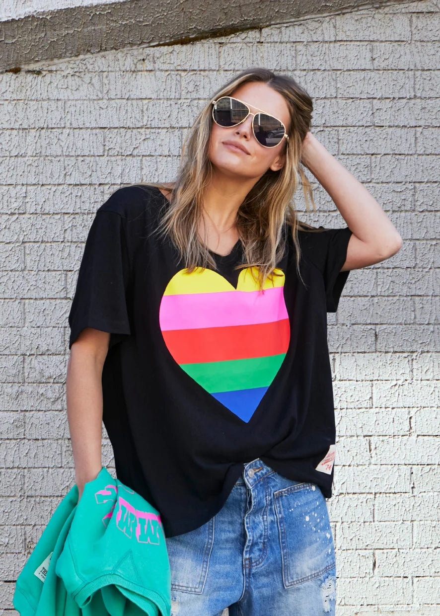 HAMMILL & CO - Rainbow Heart Tee (Black)