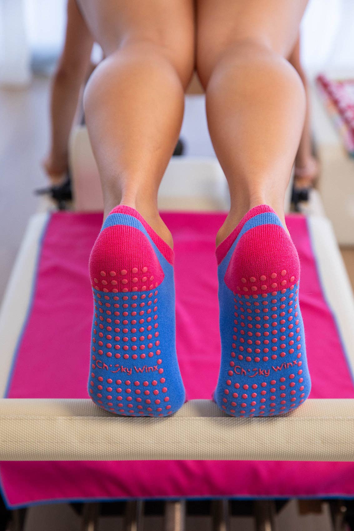 CHEEKY WINX - Pretty In Pink (& Blue) Grip Socks