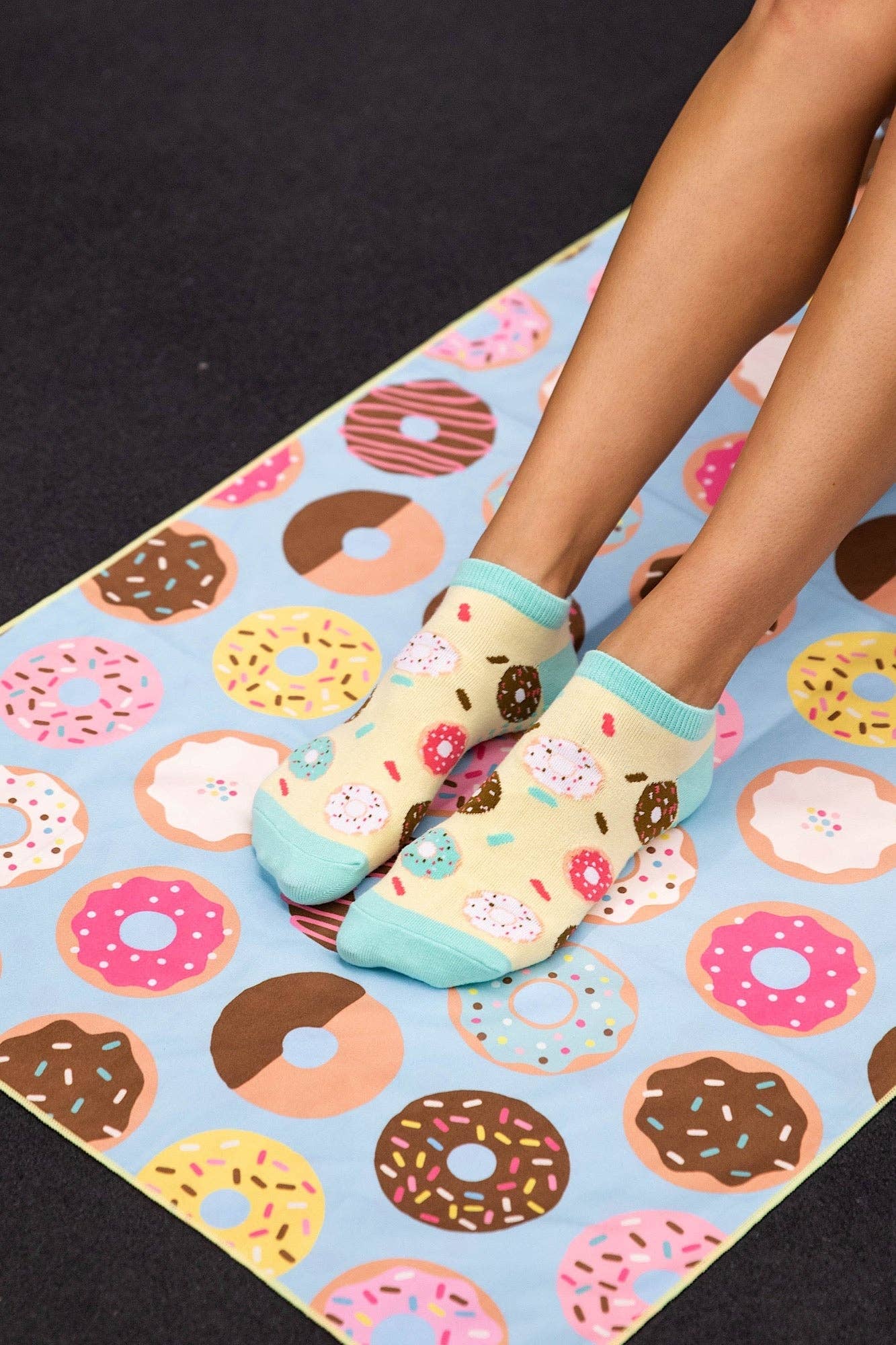 CHEEKY WINX - Sweet Donuts Grip Socks