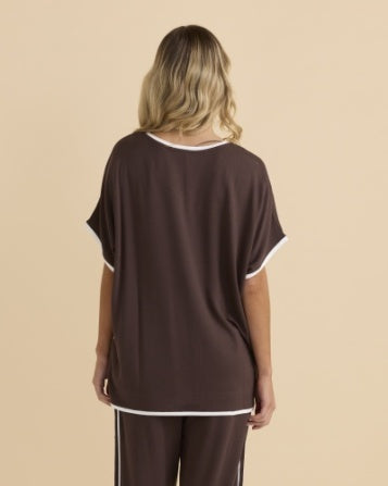 BETTY BASICS - Clara Tee (Chocolate)