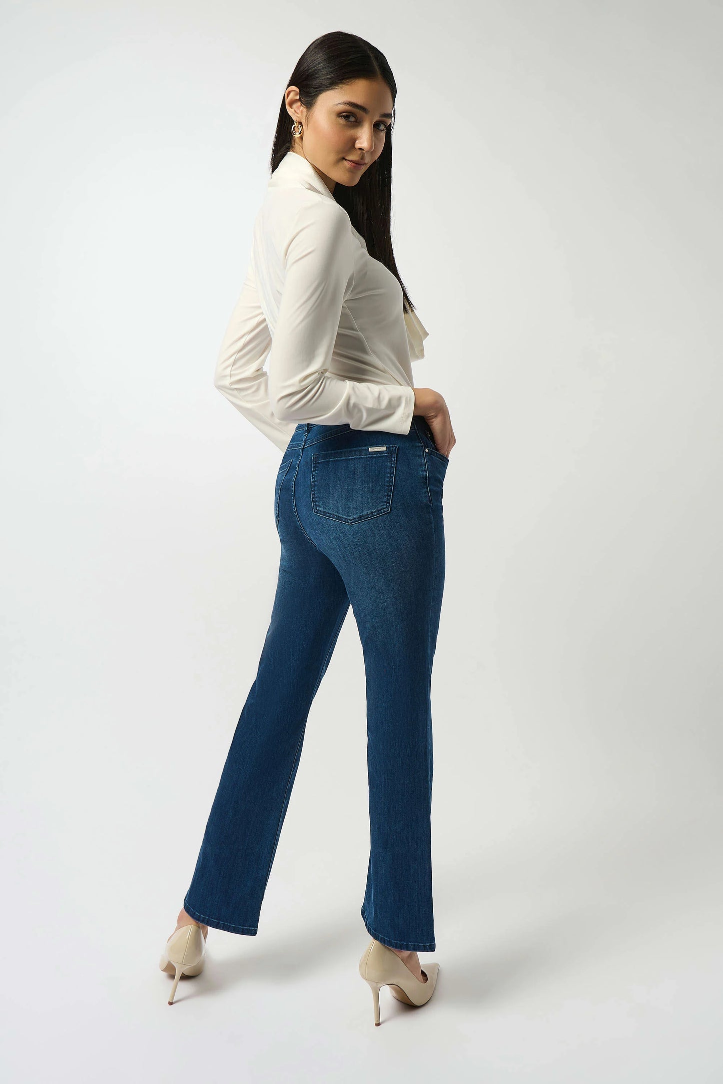 JOSEPH RIBKOFF - Brooke Classic Bootcut Stretch Jean