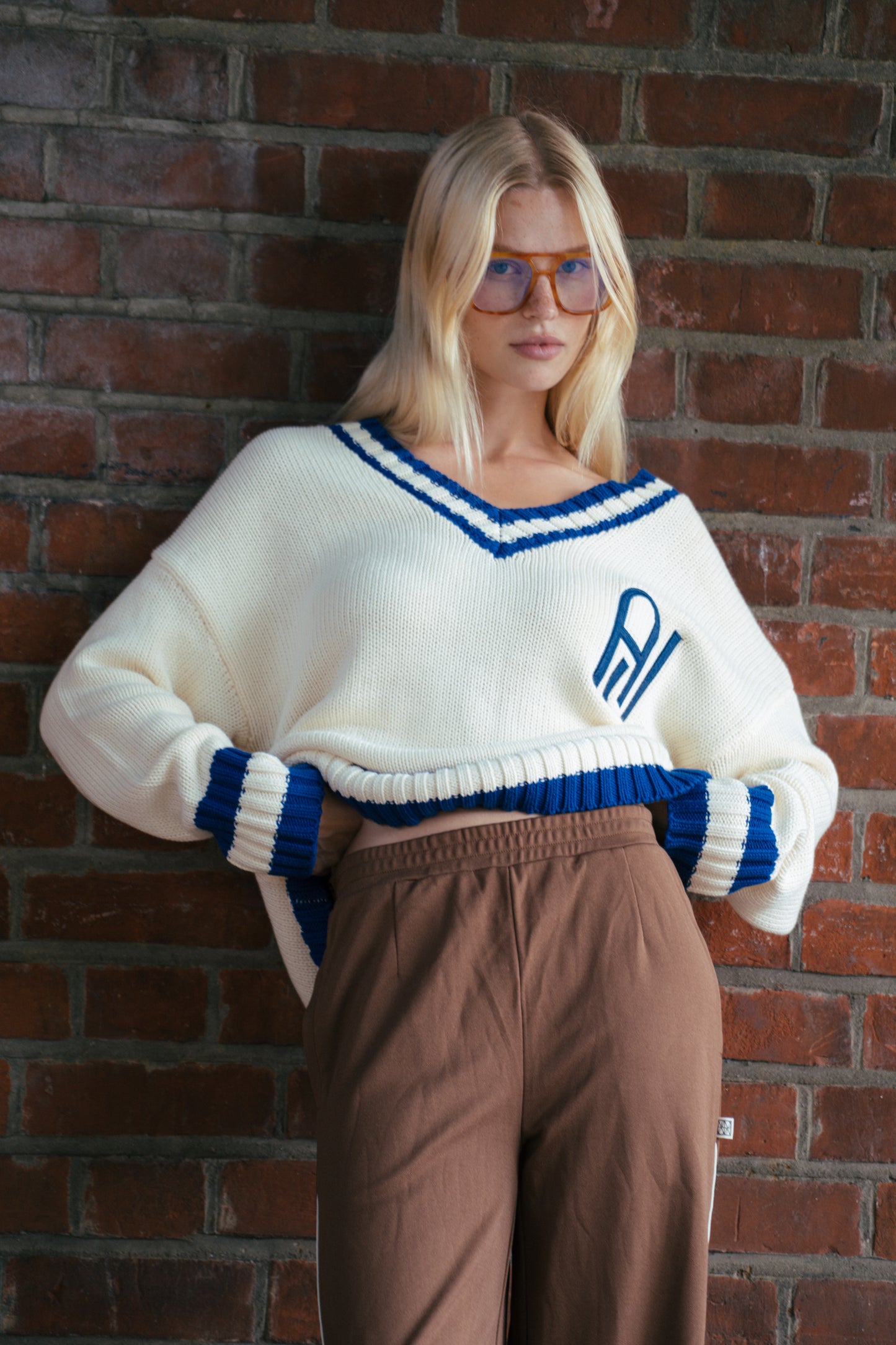 ARAMINTA JAMES - V-Neck Sweater Coconut