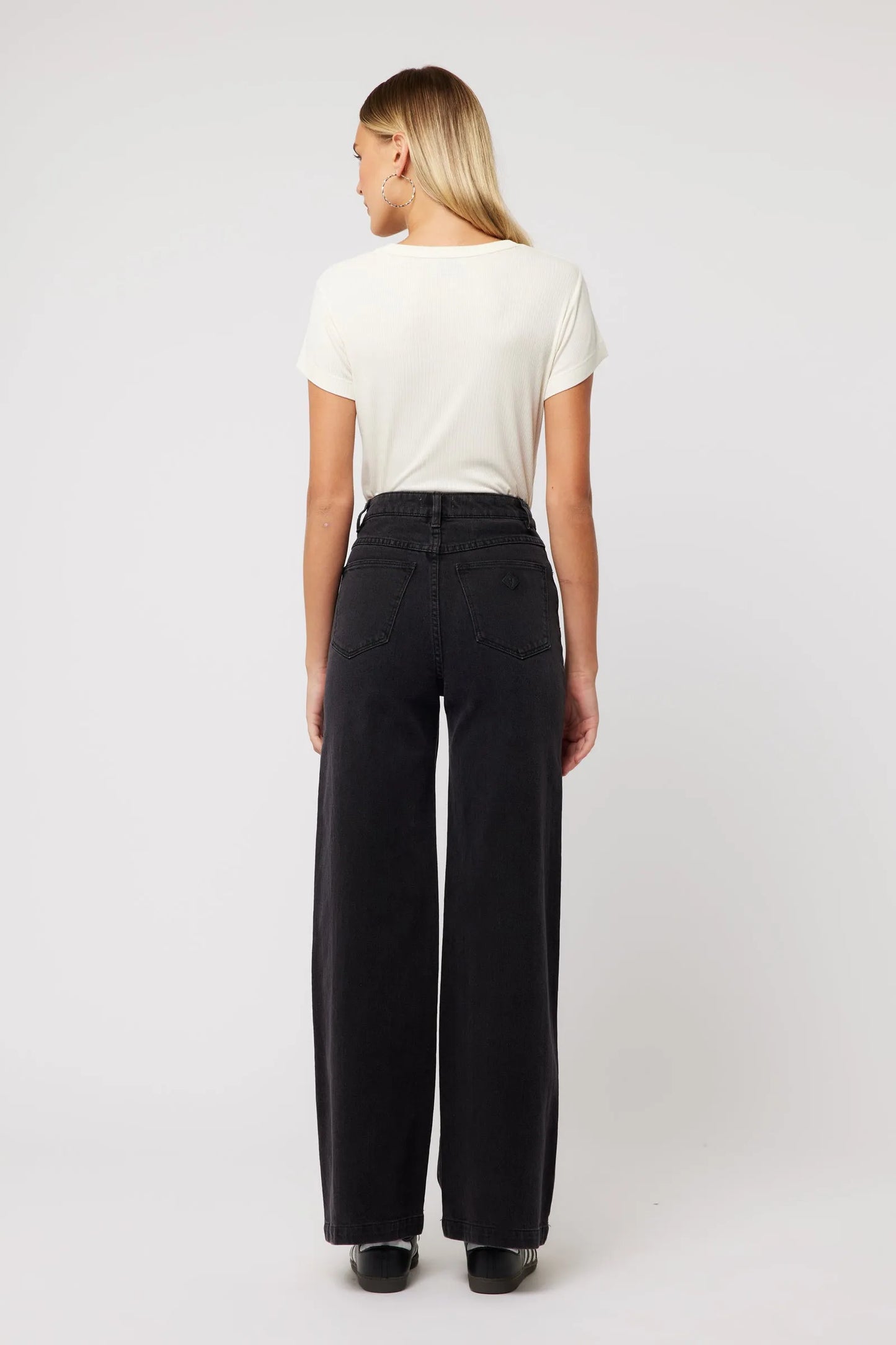 ABRAND - 94 High and Wide Sophie