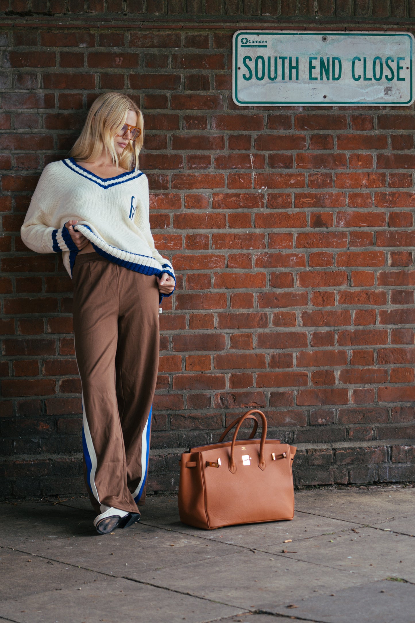 ARAMINTA JAMES - V-Neck Sweater Coconut