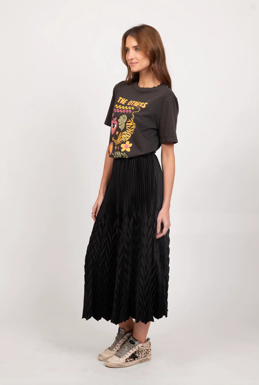 WE ARE THE OTHERS - Lana Vintage Tee - Black Eye of the Tiger
