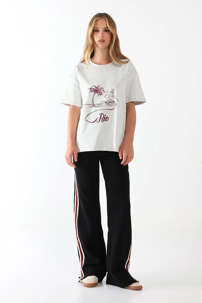 LOST IN LUNAR - Rio Tee