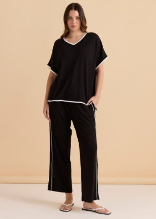 BETTY BASICS - Clara Tee (Black)